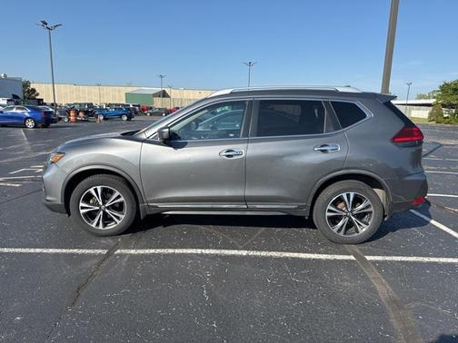 2017 Nissan Rogue SL