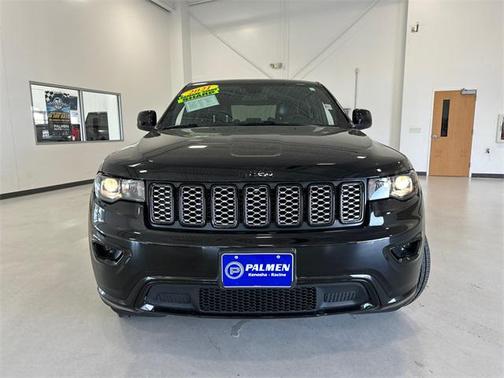 2021 Jeep Grand Cherokee Laredo