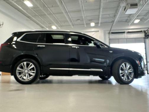 Stellar Black Metallic 2023 Cadillac XT6 Premium Luxury AWD