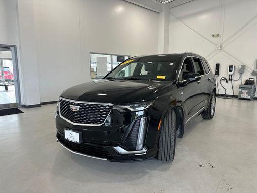 Stellar Black Metallic 2023 Cadillac XT6 Premium Luxury AWD