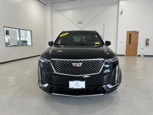 Stellar Black Metallic 2023 Cadillac XT6 Premium Luxury AWD