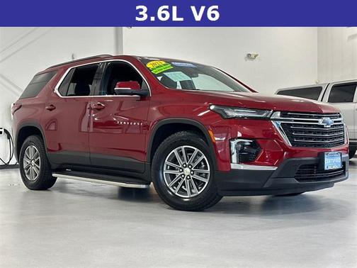2023 Chevrolet Traverse LT Cloth