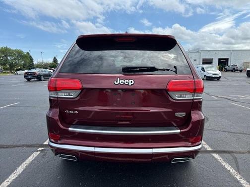 2017 Jeep Grand Cherokee Summit