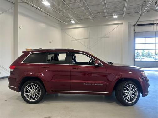 2017 Jeep Grand Cherokee Summit