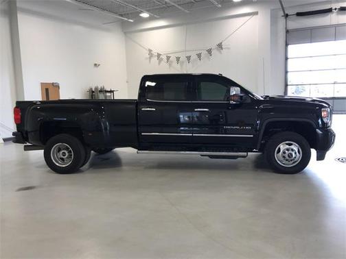 Onyx Black 2018 GMC Sierra 3500 Denali