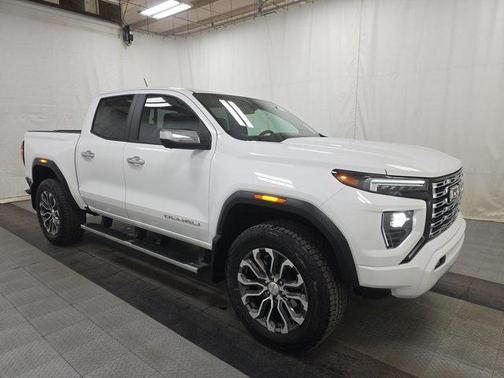 2024 GMC Canyon Denali