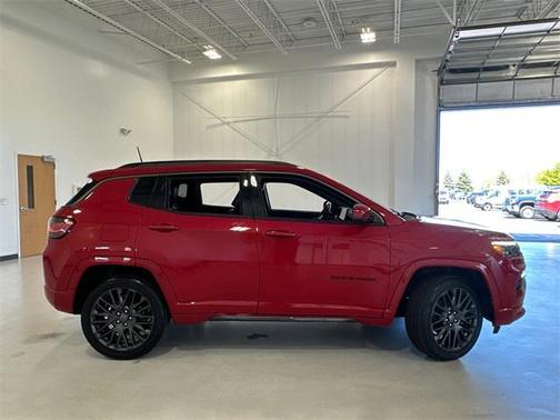 2022 Jeep Compass (RED) Edition