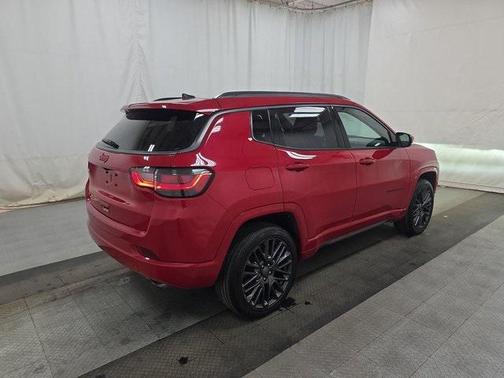 2022 Jeep Compass (RED) Edition