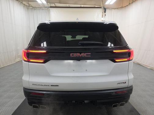 2025 GMC Acadia AWD AT4