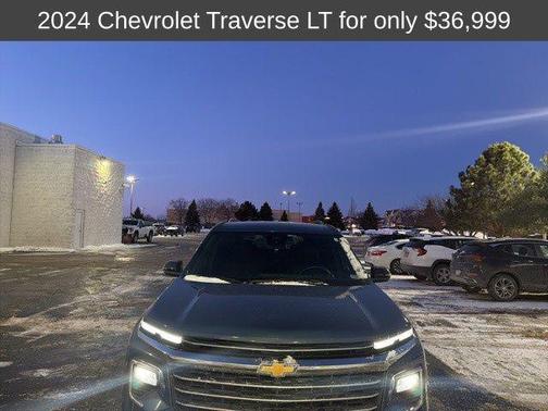 2024 Chevrolet Traverse LT