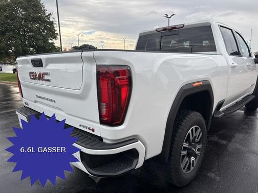 2023 GMC Sierra 2500 AT4