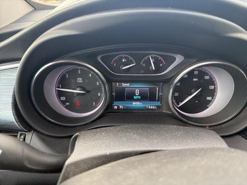 2020 Buick Envision FWD Essence