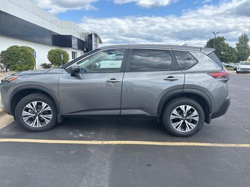2022 Nissan Rogue SV