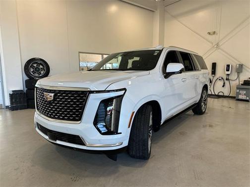 2026 Cadillac Escalade ESV Luxury