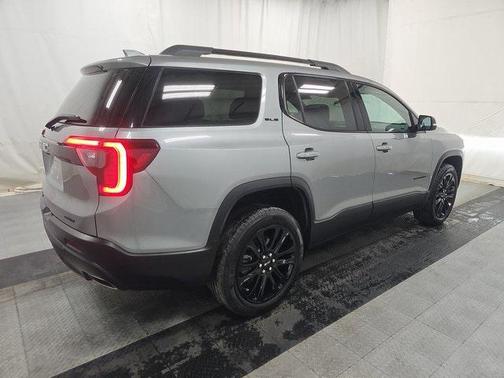 2023 GMC Acadia AWD SLE