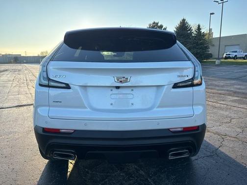 2023 Cadillac XT4 Sport