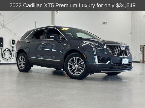2022 Cadillac XT5 Premium Luxury