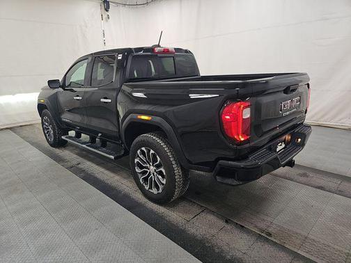 2024 GMC Canyon Denali