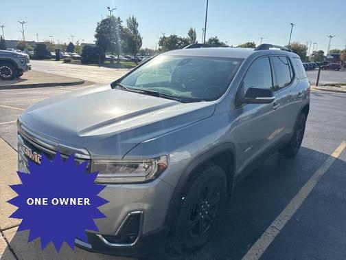 2023 GMC Acadia AWD AT4