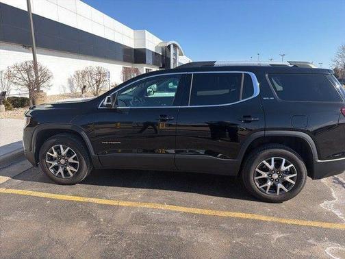 2023 GMC Acadia AWD SLE