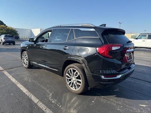 2022 GMC Terrain Denali