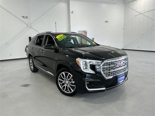 2022 GMC Terrain Denali