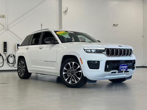 Bright White Clearcoat 2023 Jeep Grand Cherokee Overland