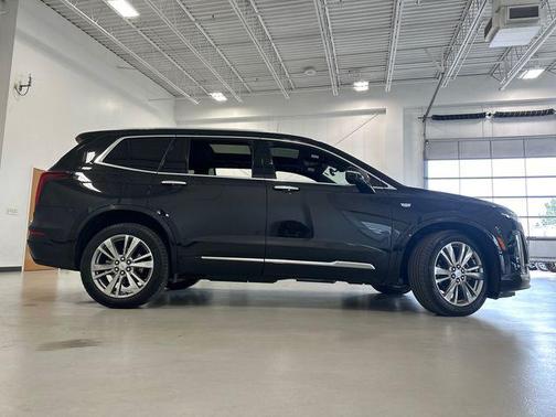 Stellar Black Metallic 2024 Cadillac XT6 Premium Luxury AWD