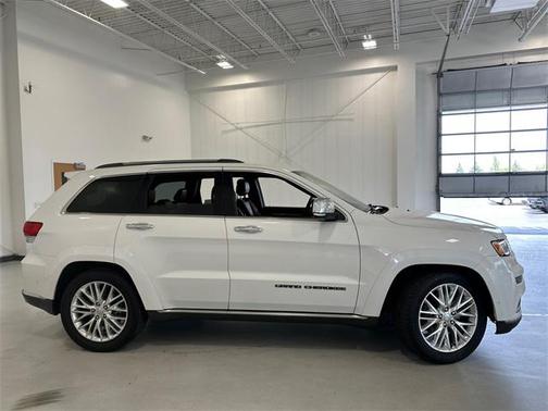 2018 Jeep Grand Cherokee Summit
