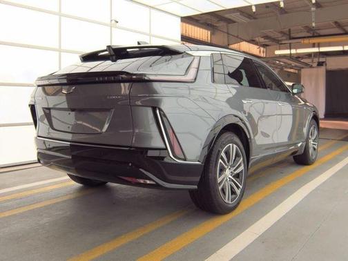 2023 Cadillac LYRIQ Luxury