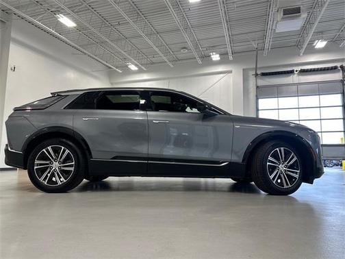 2023 Cadillac LYRIQ Luxury