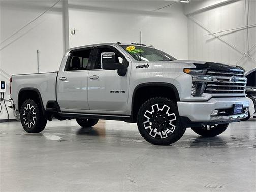 2022 Chevrolet Silverado 3500 High Country