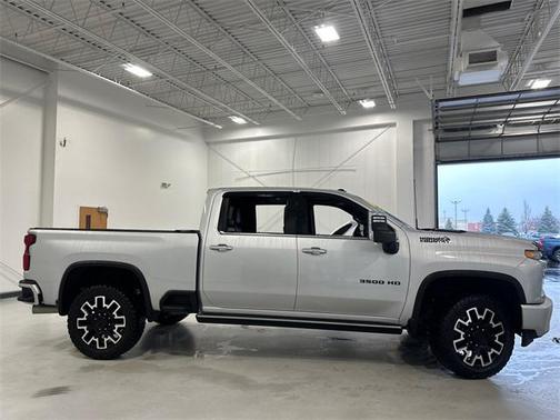 2022 Chevrolet Silverado 3500 High Country