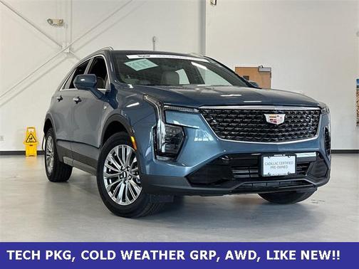 2025 Cadillac XT4 Premium Luxury