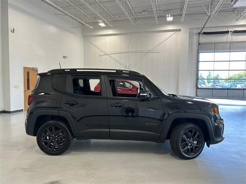 2023 Jeep Renegade Altitude