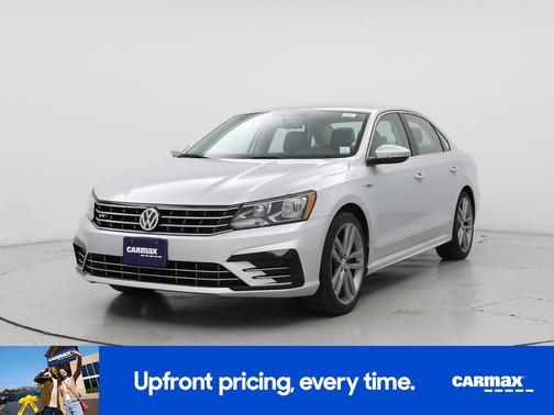 2017 Volkswagen Passat R-Line