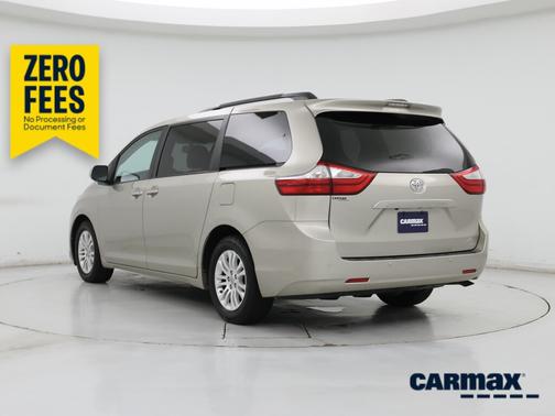 Gold 2017 Toyota Sienna XLE Premium