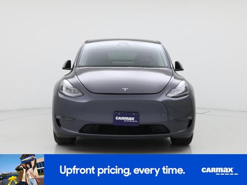 Gray 2023 Tesla Model Y Long Range