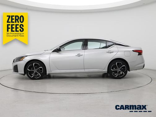 Silver 2024 Nissan Altima SR