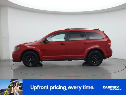 Red 2020 Dodge Journey SE