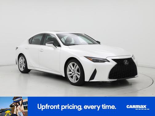 Pearl 2023 Lexus IS 300