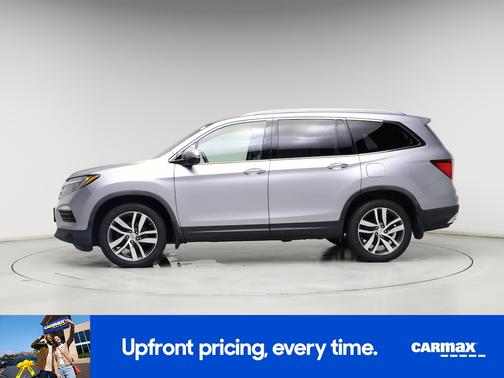 Silver 2017 Honda Pilot Touring