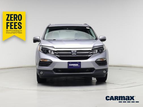 Silver 2017 Honda Pilot Touring