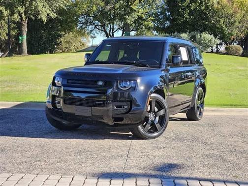 2023 Land Rover Defender 130 X-Dynamic SE