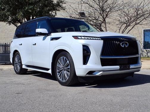 2025 INFINITI QX80 SENSORY AWD