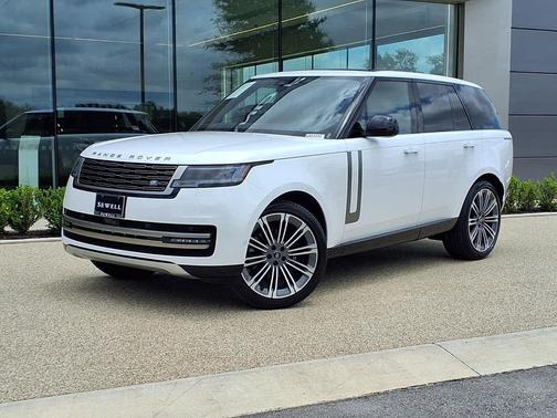 Ostuni Pearl White Metallic 2024 Land Rover Range Rover P400 SE