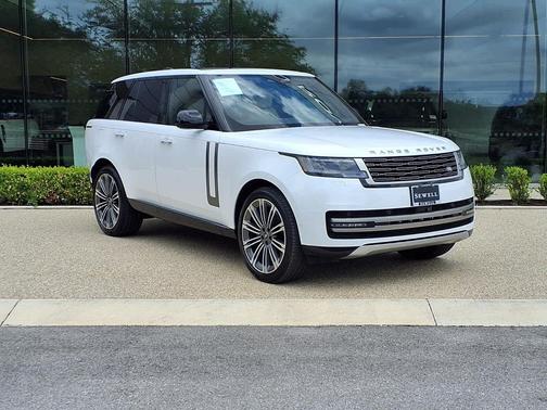 Ostuni Pearl White Metallic 2024 Land Rover Range Rover P400 SE