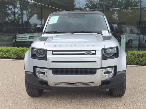 SILVER 2024 Land Rover Defender 110 P300