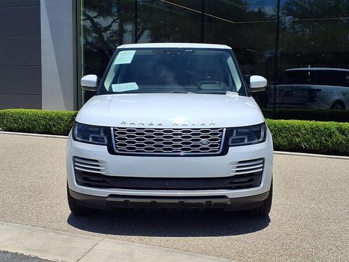 Fuji White 2019 Land Rover Range Rover 3.0L V6 Supercharged HSE