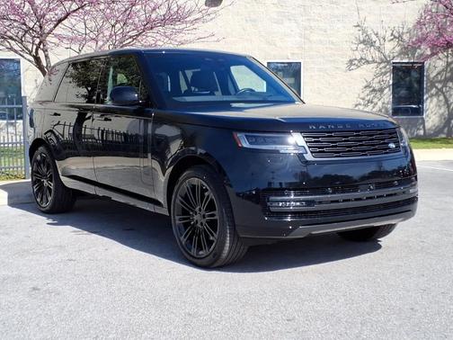 SANTORINI BLACK 2026 Land Rover Range Rover P400 SE 7 Seat